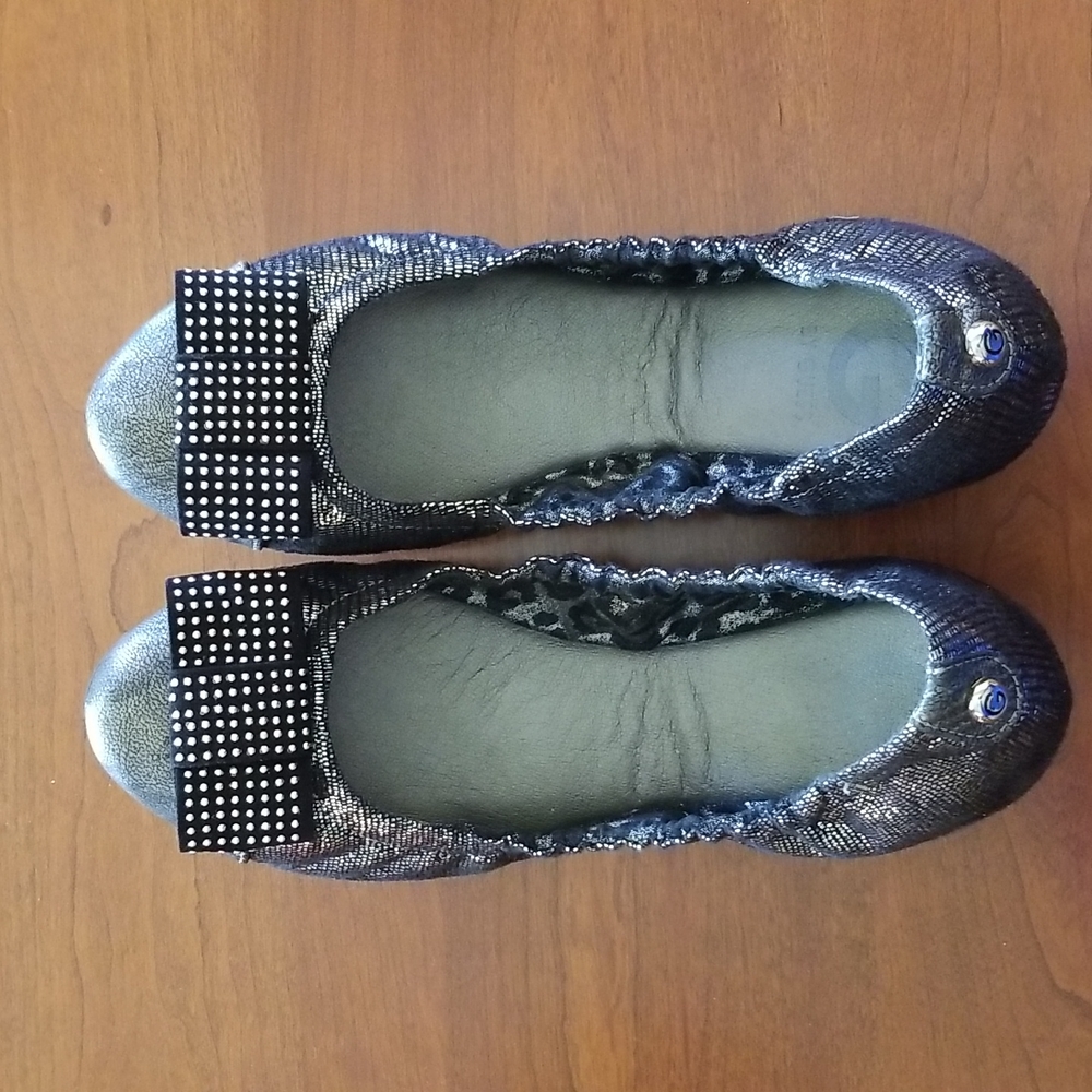 G by Guess Ballet Flats